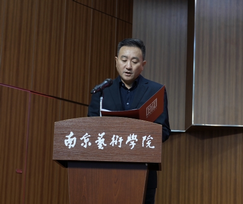 2 20251226 英国365集团官网第一届第五次教代会 王晓俊作经理工作报告.jpg